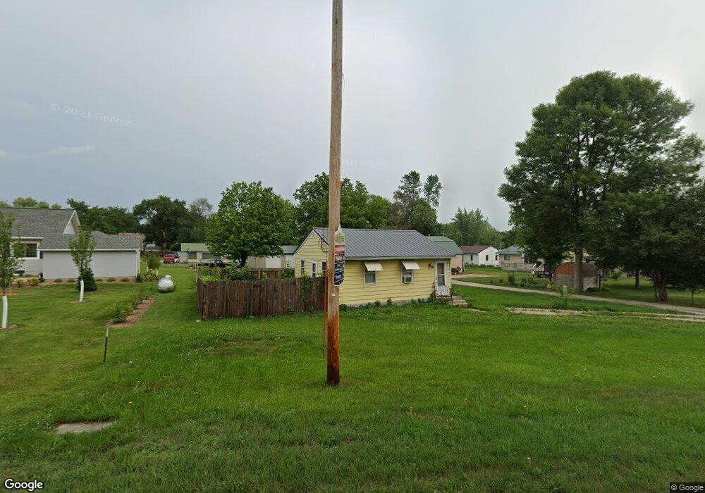 321 Maiden St, Center Point, IA 52213 - photo 1