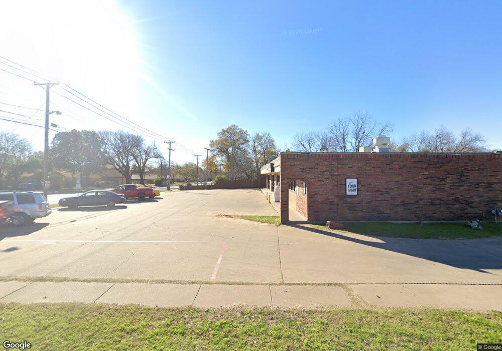 276 E Pecan St, Hurst, TX 76053 - photo 1