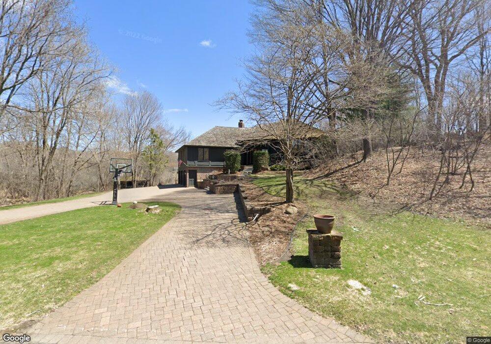 18810 Heathcote Dr, Wayzata, MN 55391 - photo 1