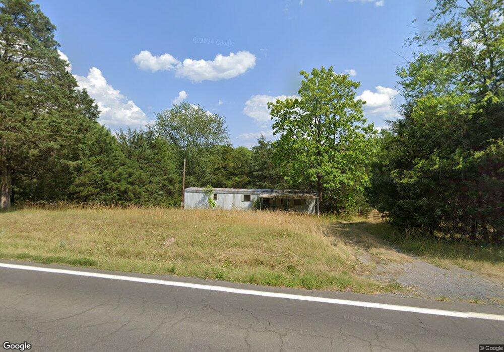 1962 Stonewall Jackson Hwy, Bentonville, VA 22610 - photo 1