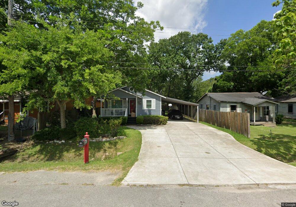 6305 Ezzard Charles Ln, Houston, TX 77091 - photo 1