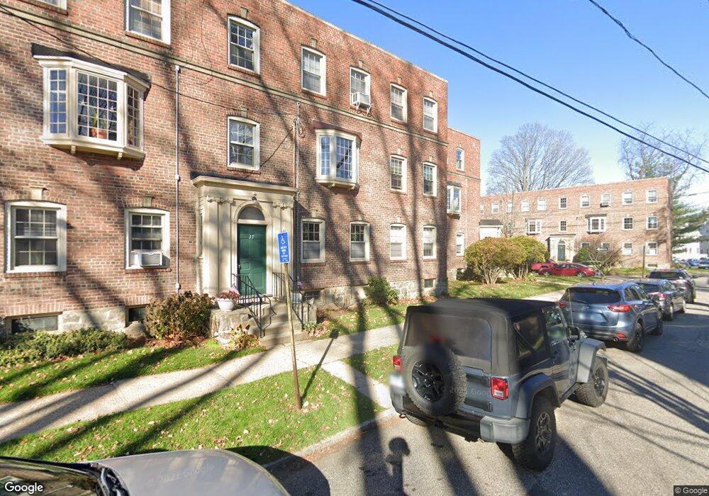 37 Rowsley St, Bridgeport, CT 06605 - photo 1