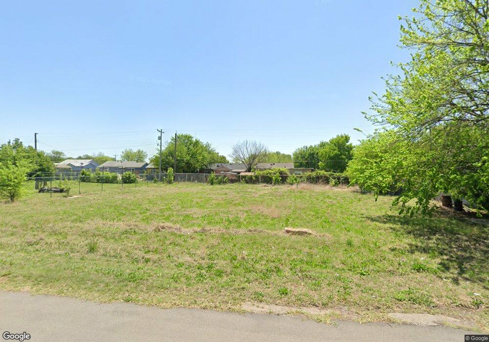 204 E Fig Ave, Duncan, OK 73533 - photo 1