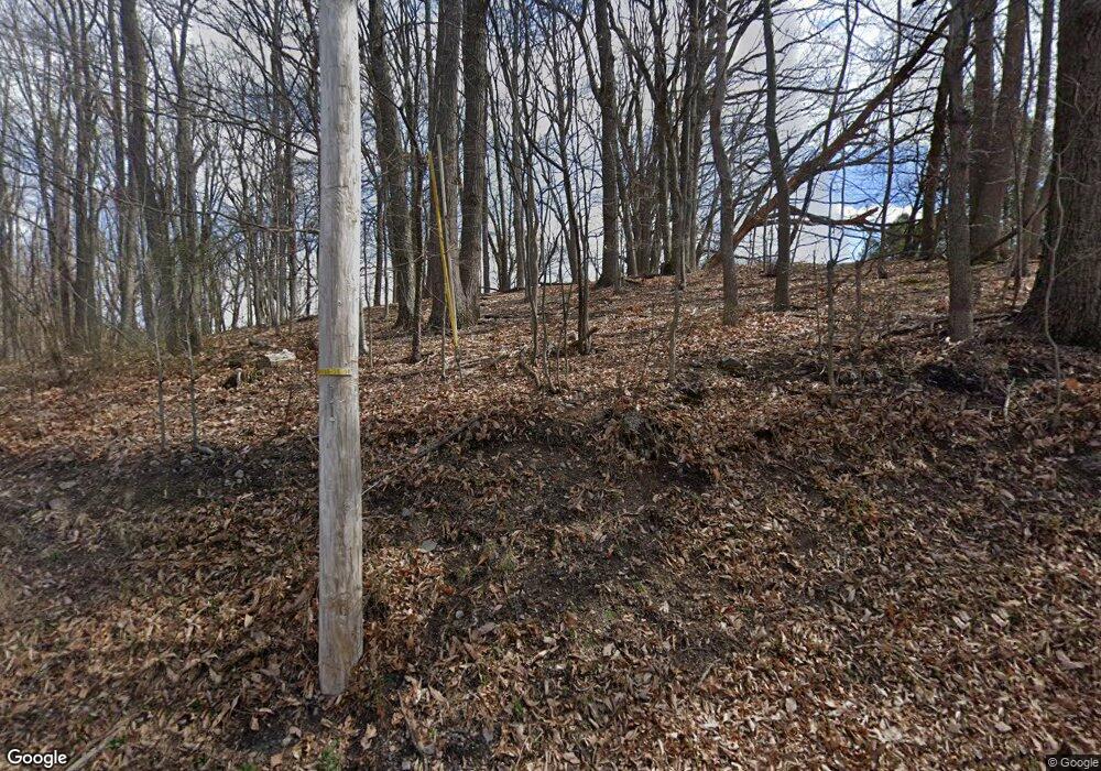 1819 Cedar Top Rd, Reading, PA 19607 - photo 1