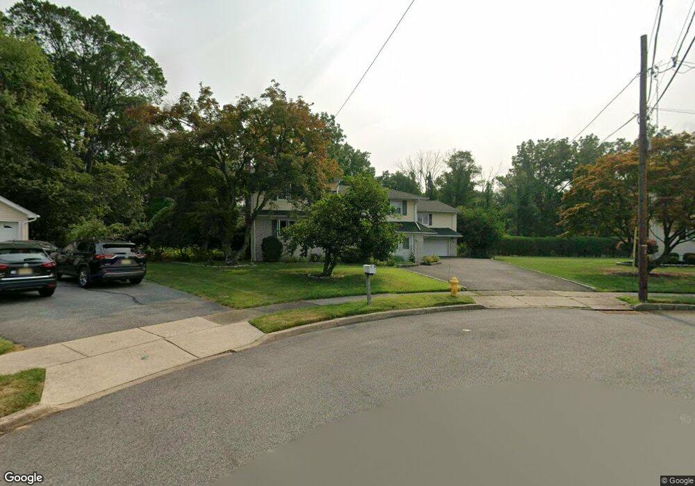 19 Williamsburg Ct, Wayne, NJ 07470 - photo 1