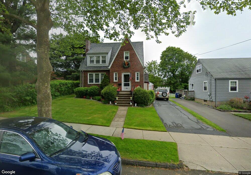 35 Rockefeller Ave, West Haven, CT 06516 - photo 1