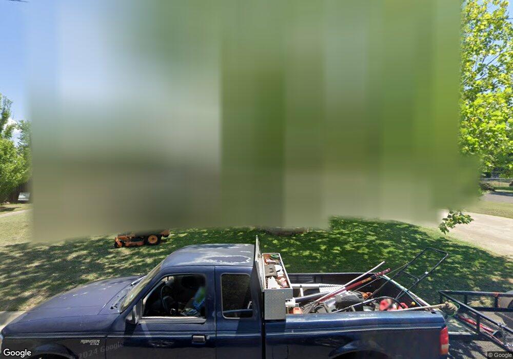 902 W Lincoln Ave, Copperas Cove, TX 76522 - photo 1