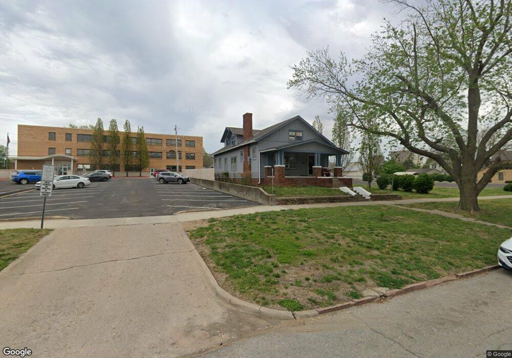410 SW Tyler St, Topeka, KS 66603 - photo 1