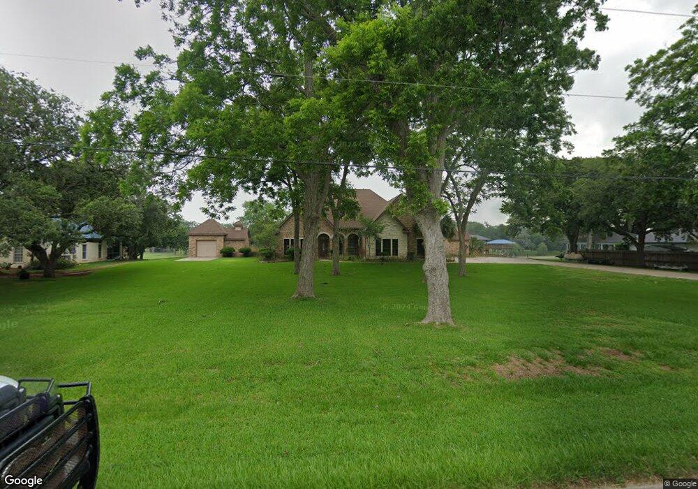 236 Selvidge St, Brazoria, TX 77422 - photo 1