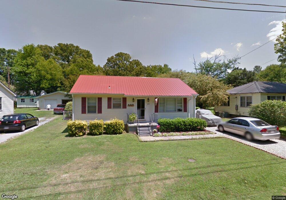 607 Hill St, Weaver, AL 36277 - photo 1
