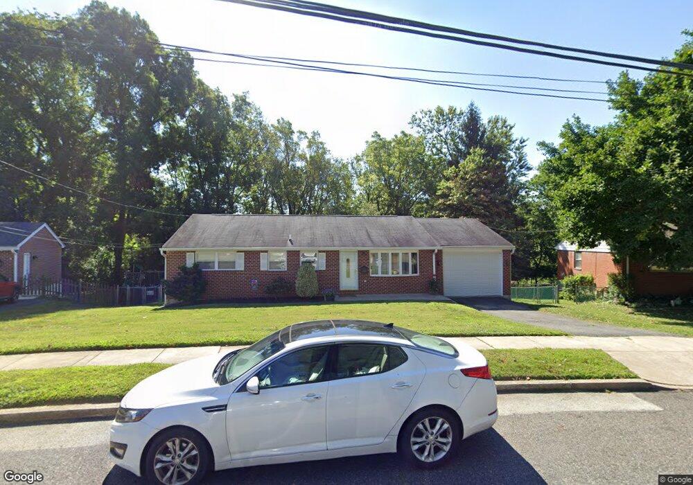 4938 Jackson Dr, Brookhaven, PA 19015 - photo 1