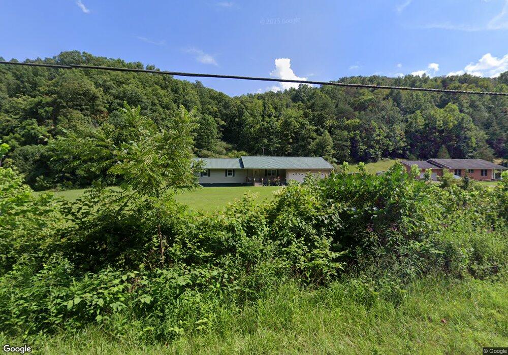 2467 Childress Rd, Alum Creek, WV 25003 - photo 1