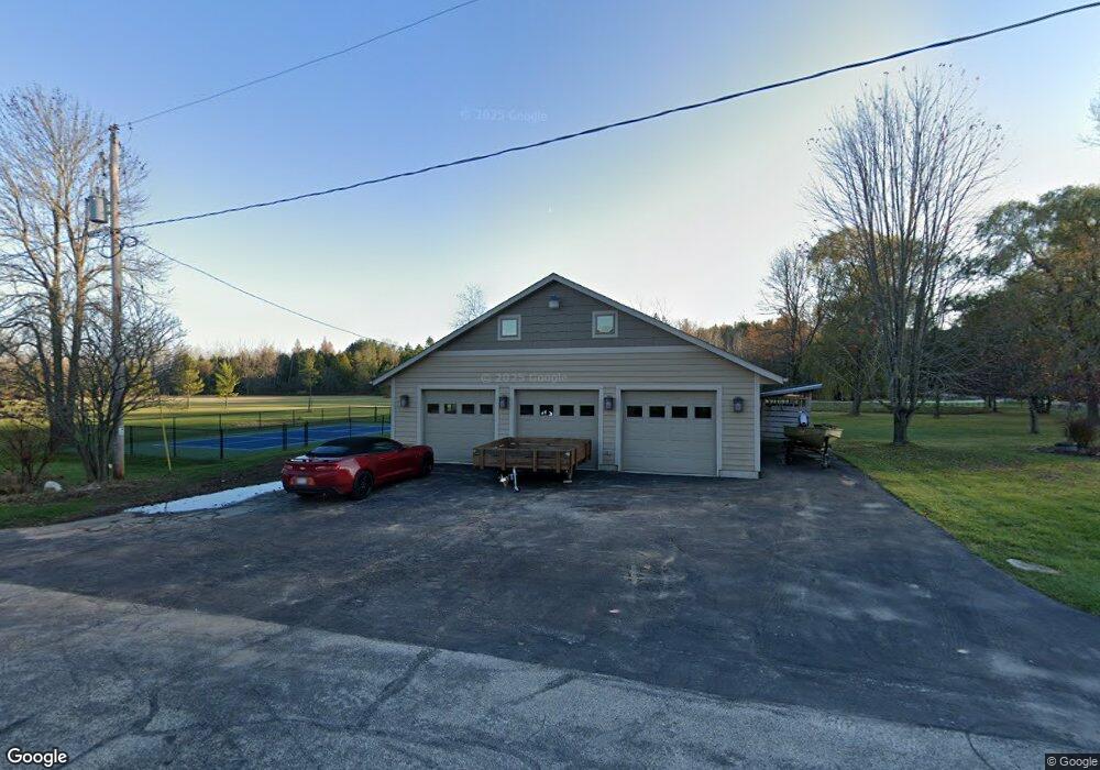 3056 Cottage Ln, Two Rivers, WI 54241 - photo 1