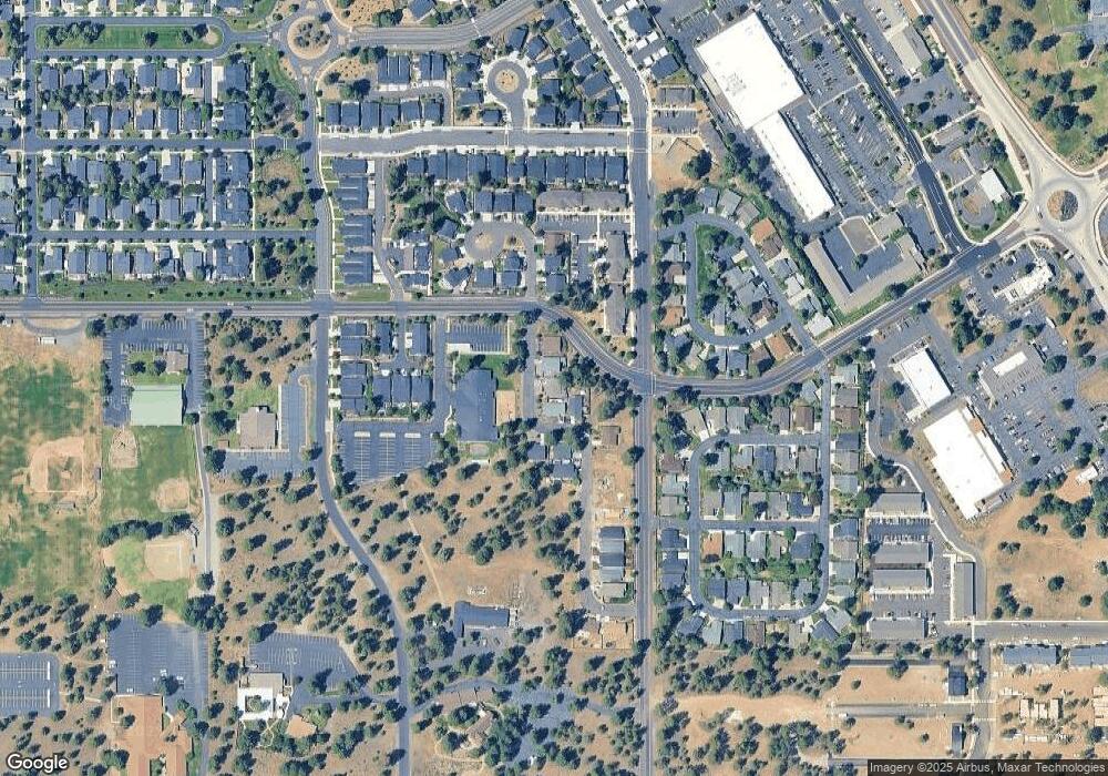 392 N Desert Rose Loop, Sisters, OR 97759 - photo 1