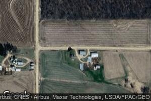 17864 172nd St, Luana, IA 52156