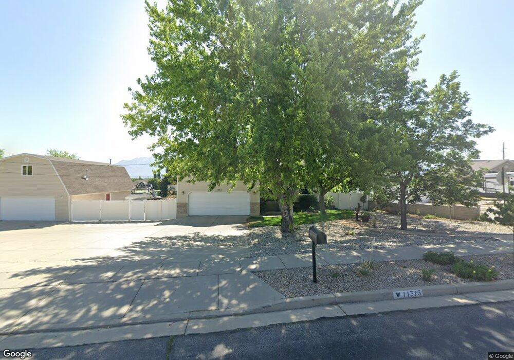 11313 S Lucas Ln, South Jordan, UT 84095 - photo 1