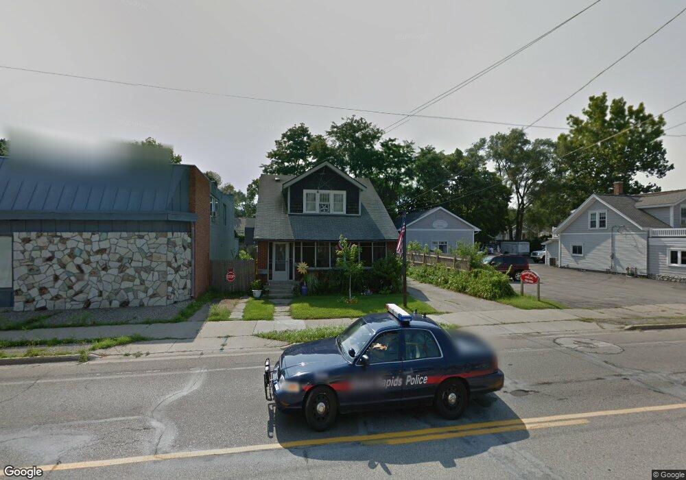 2116 Plainfield Ave NE, Grand Rapids, MI 49505 - photo 1