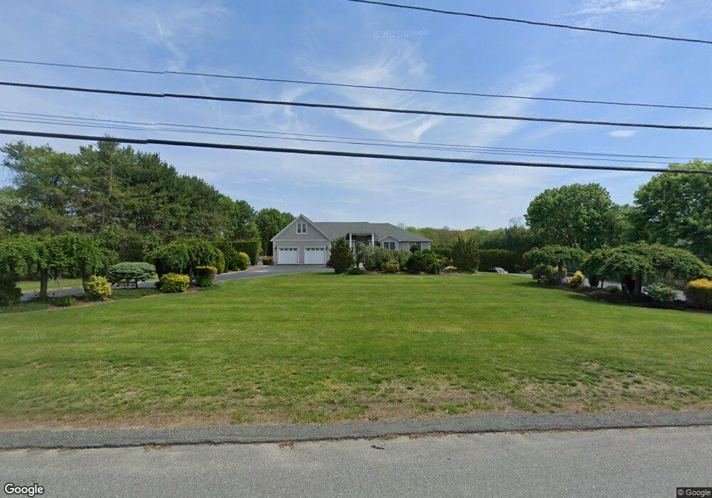 780 Pippin Orchard Rd, Cranston, RI 02921 - photo 1