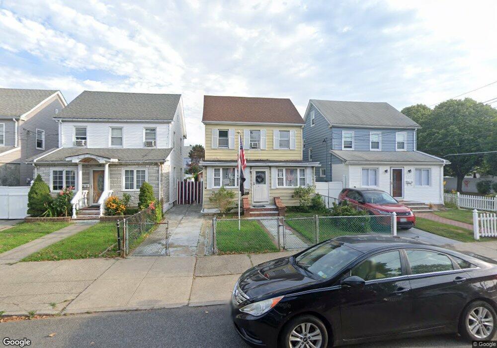 22435 Fairbury Ave, Queens Village, NY 11428 - photo 1