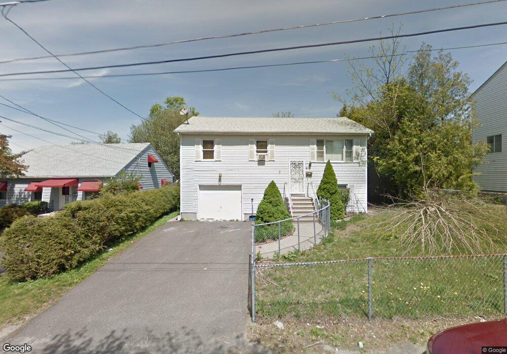 410 Tudor St, Waterbury, CT 06704 - photo 1