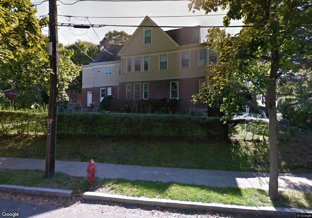 4 Harrington St unit 1, Newton, MA 02460 - photo 1