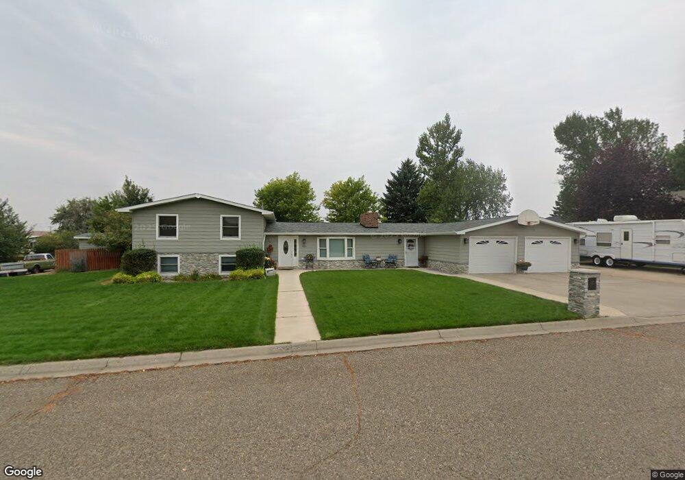 1038 17th Ave W, Havre, MT 59501 - photo 1