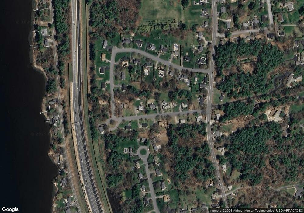 7 Roberta Dr, Dover, NH 03820 - photo 1