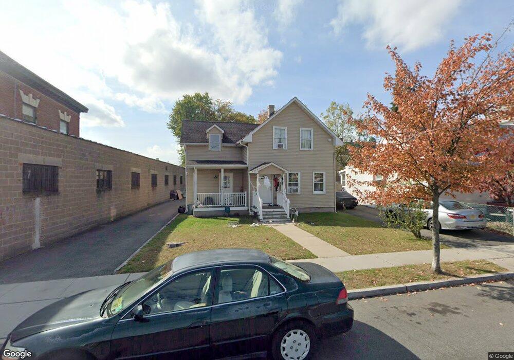 586 Forest St, Orange, NJ 07050 - photo 1