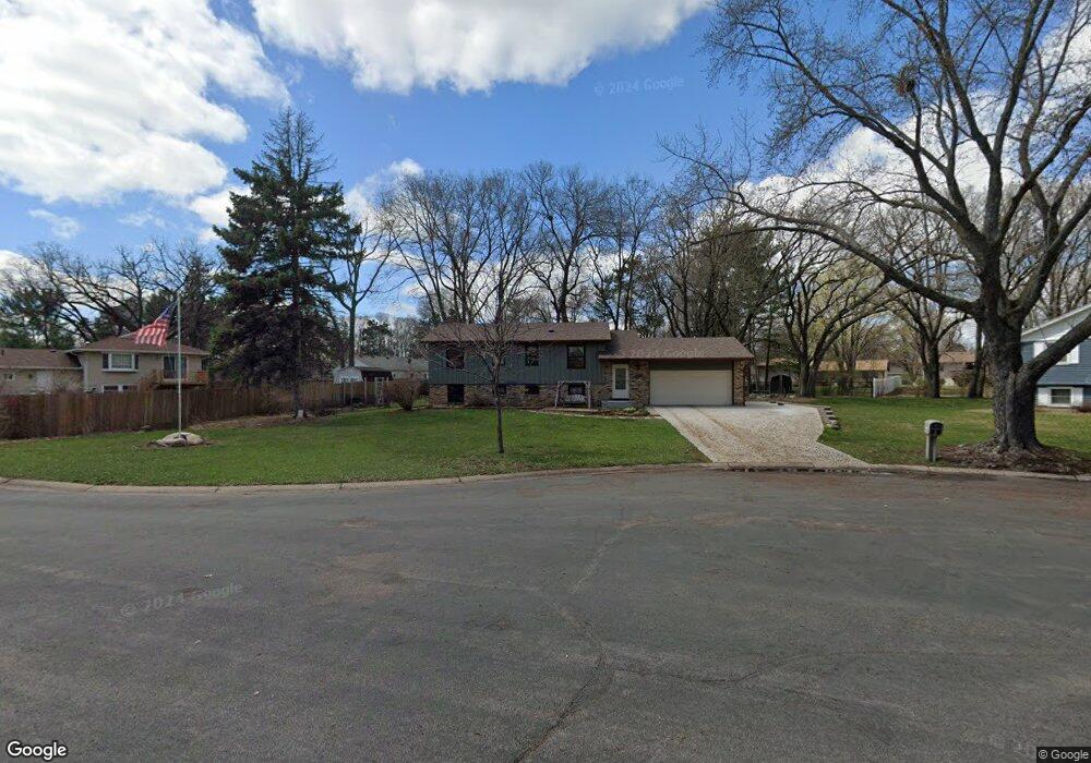 10140 Verdin Cir NW, Coon Rapids, MN 55433 - photo 1