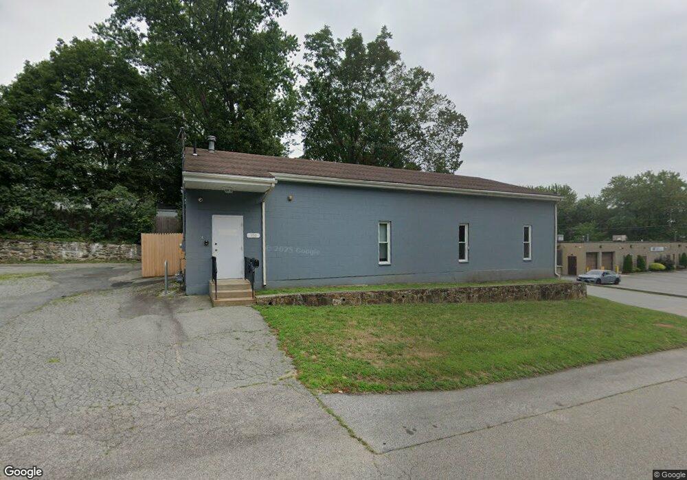 100 Central St, Warwick, RI 02886 - photo 1