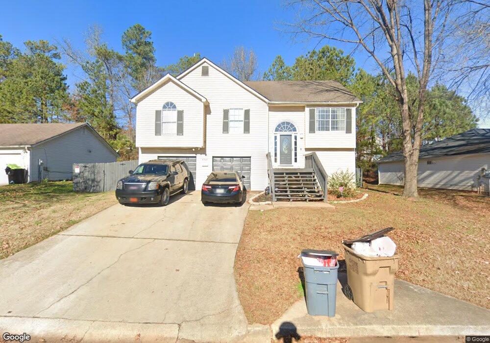 3508 Oak Leaf Ct unit II, Rex, GA 30273 - photo 1