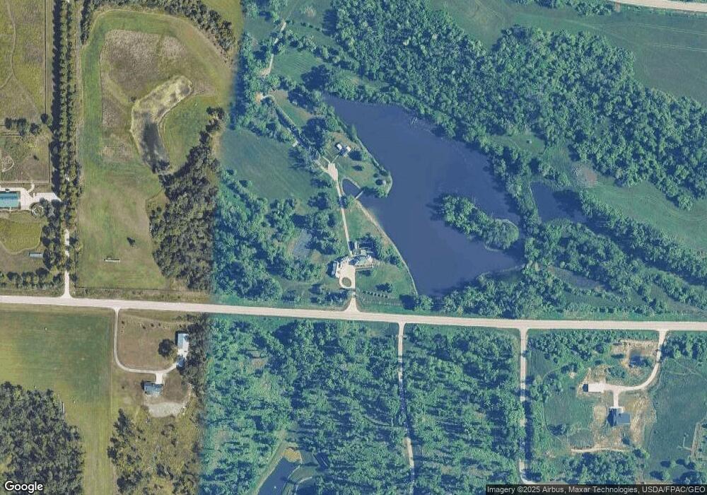 5300 Lakeside Rd, Marion, IA 52302 - photo 1