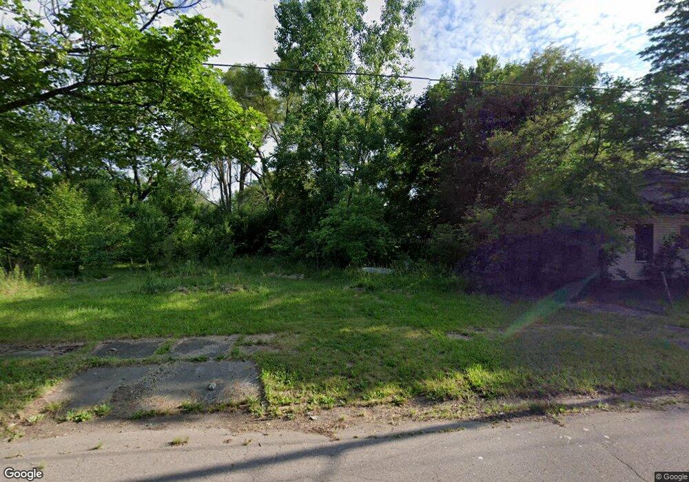 425 E Austin Ave, Flint, MI 48505 - photo 1