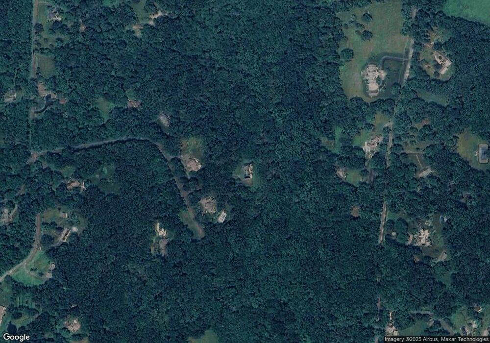 9 Blanches Walk, Newtown, CT 06470 - photo 1