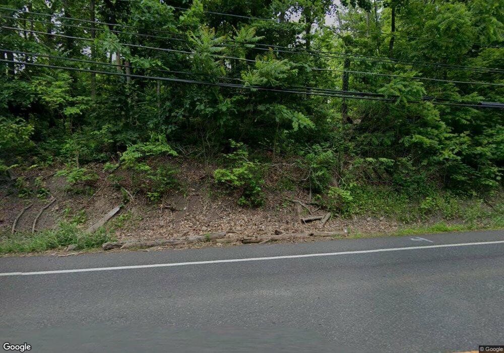 809 Mountainview Ave, Schwenksville, PA 19473 - photo 1