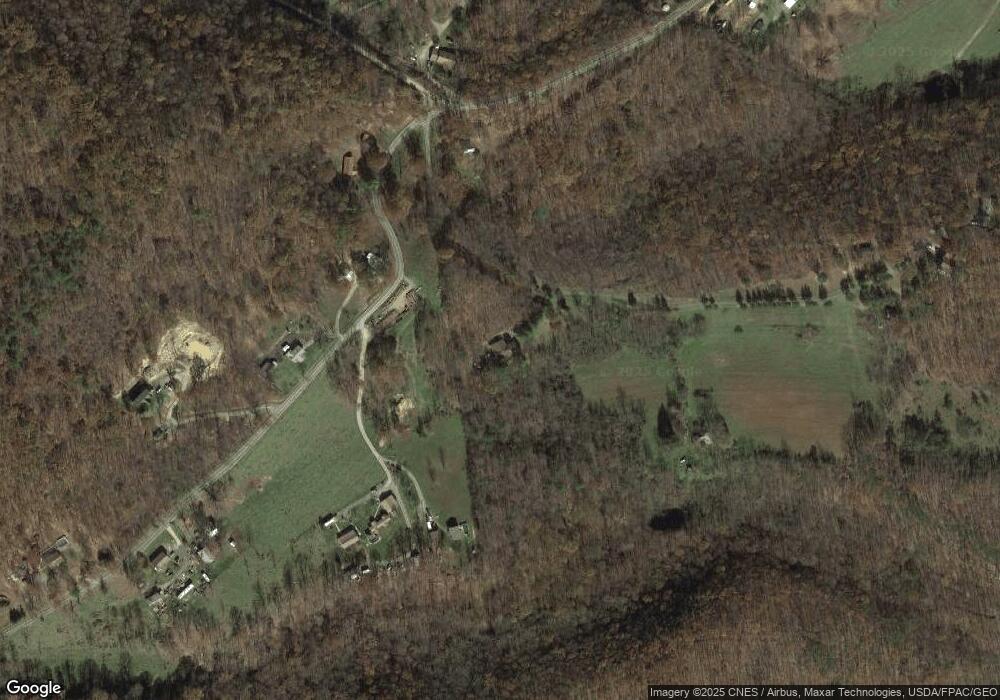 189 Laredo Dr, Keyser, WV 26726 - photo 1