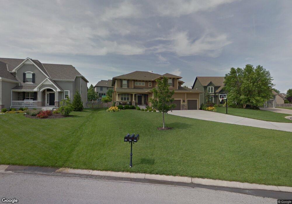 22240 W 57th St, Shawnee, KS 66226 - photo 1