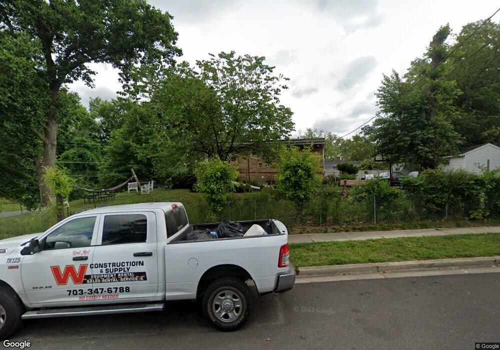 6400 Hawthorne St, Hyattsville, MD 20785 - photo 1