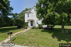 16 Nostrand Rd, Cranbury, NJ 08512