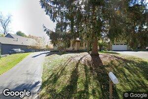 816 Main St, Delafield, WI 53018