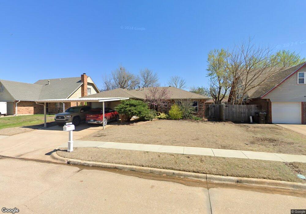 304 S Patterson Dr, Moore, OK 73160 - photo 1