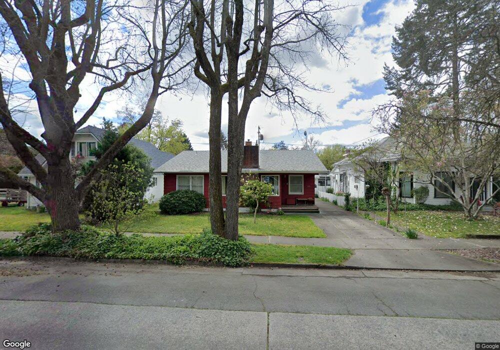 507 NW A St, Grants Pass, OR 97526 - photo 1