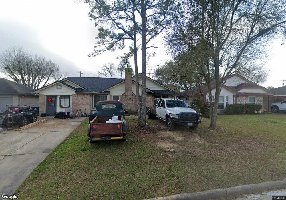 3003 Quail Run Dr, Alvin, TX 77511 - photo 1