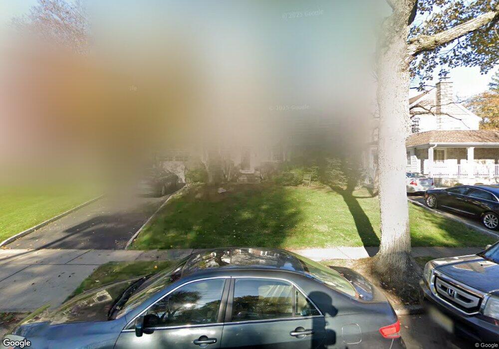 284 Voorhis Ave, River Edge, NJ 07661 - photo 1