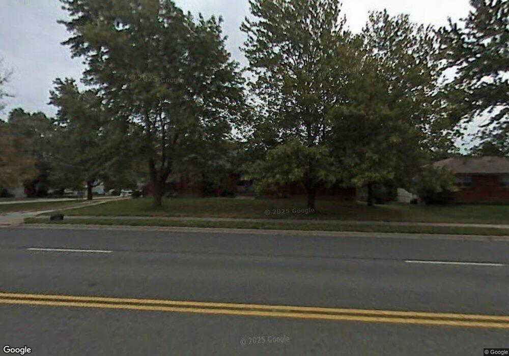 6005 Pflumm Rd, Shawnee, KS 66216 - photo 1