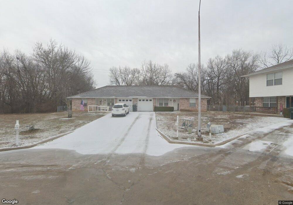 1007 W Will Rogers Ct, Claremore, OK 74017 - photo 1