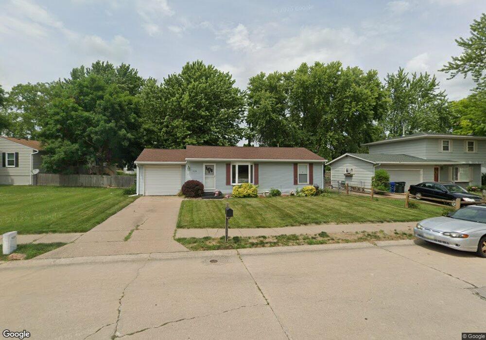 3030 W 40th St, Davenport, IA 52806 - photo 1