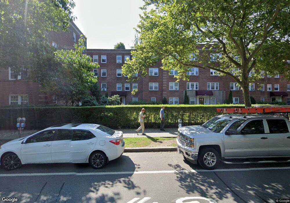 1131 Beacon St unit 1, Brookline, MA 02446 - photo 1