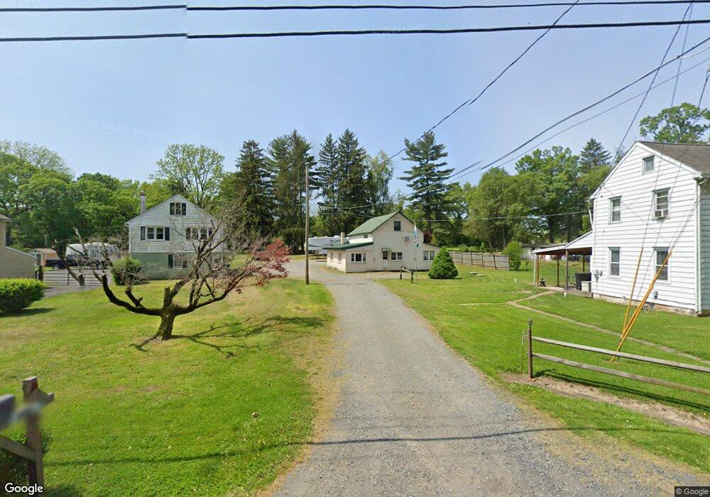 2560 E Main St, Douglassville, PA 19518 - photo 1