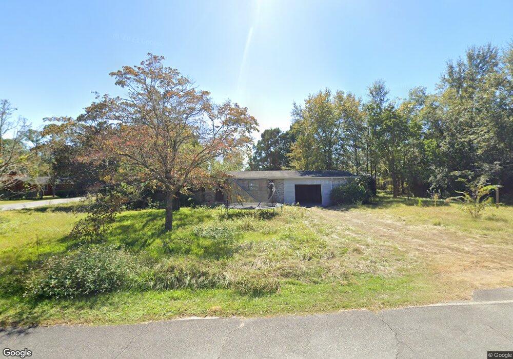 218 Grove Hill Ave, Blackshear, GA 31516 - photo 1